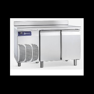 Gekoelde werkbank 2-deurs. 600 mm diep. Samaref TS2 M PL TN, met werkblad