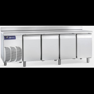 Gekoelde werkbank 4-deurs. 600 mm diep. Samaref TS4 M PL TN, met werkblad