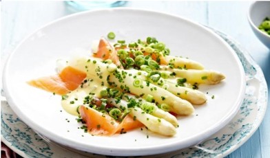 Asperges met zalm.jpg
